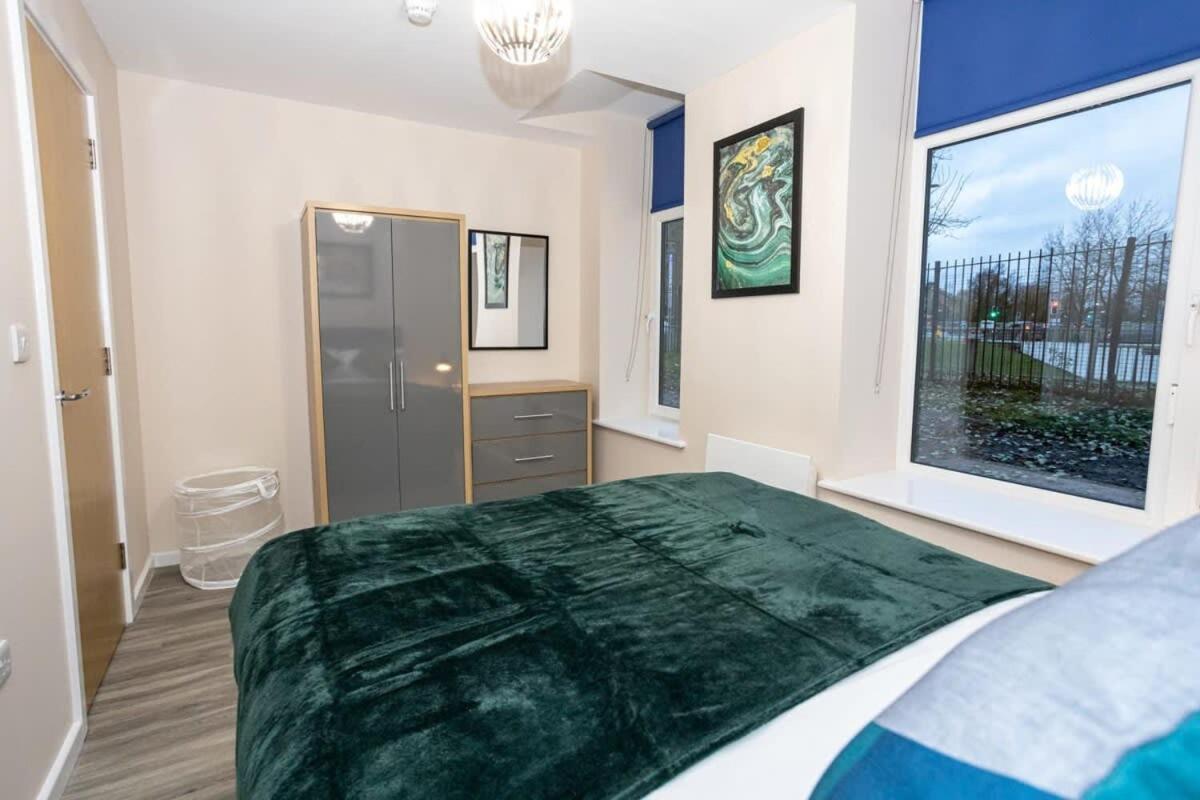 Lovely 1 Bedroom Apartment In Manchester Eksteriør billede